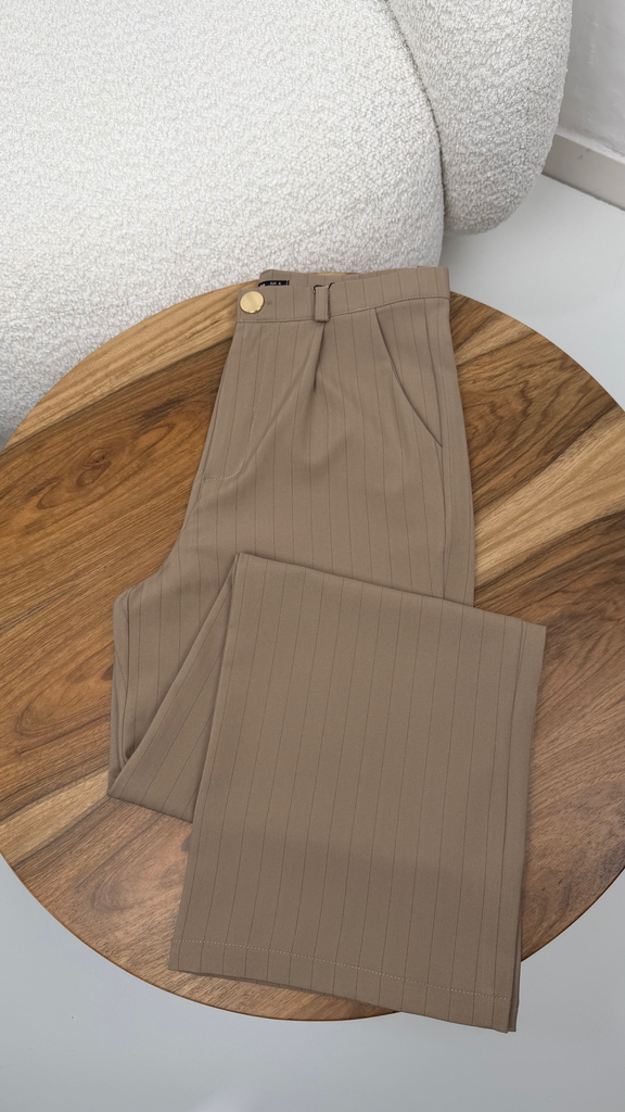 [B270.01] WIDE LEG MERY LINE CAFÉ (S)