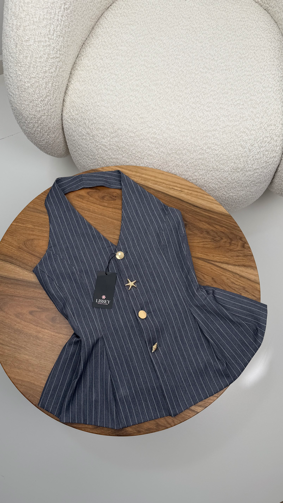 [A456.01] CHALECO MERY LINE GRIS (S)