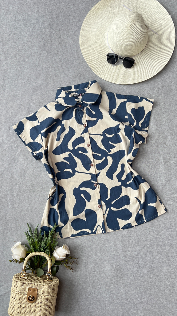 Camiseta flor azul manga corta