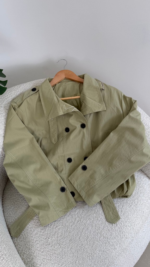 Abrigo impermeable 8809