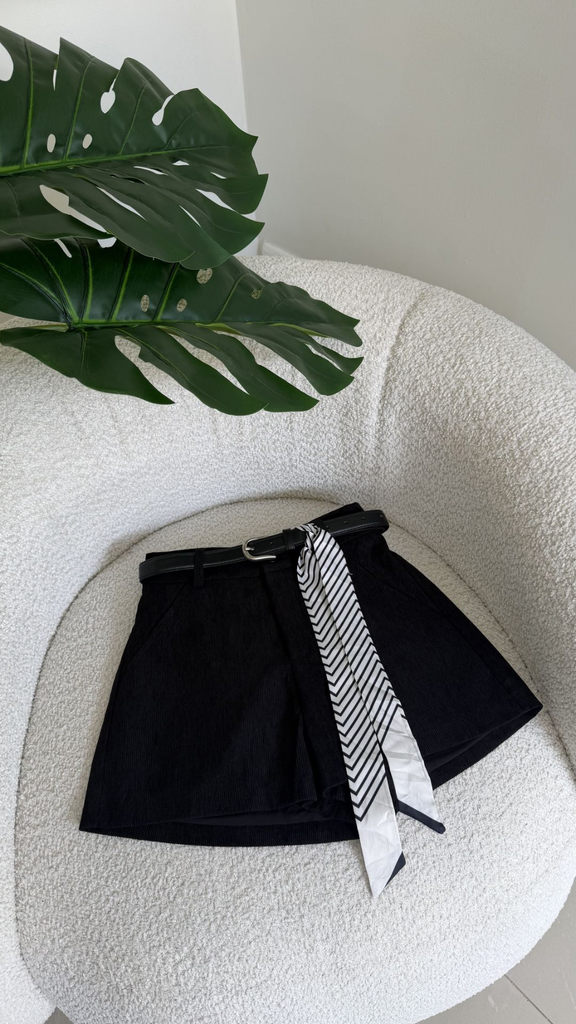 Short L8816