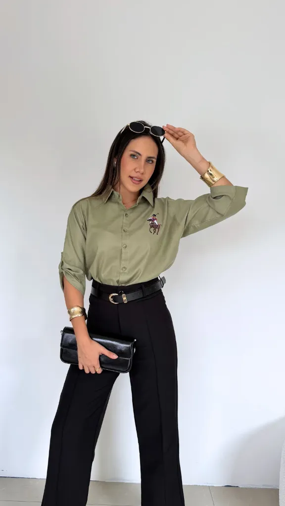 Camisa de Lino Bordada Caballos
