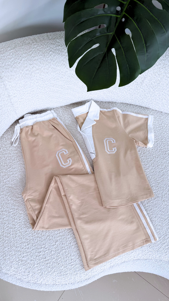 Conjunto deportivo k006