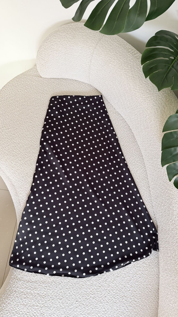 Falda polka de seda