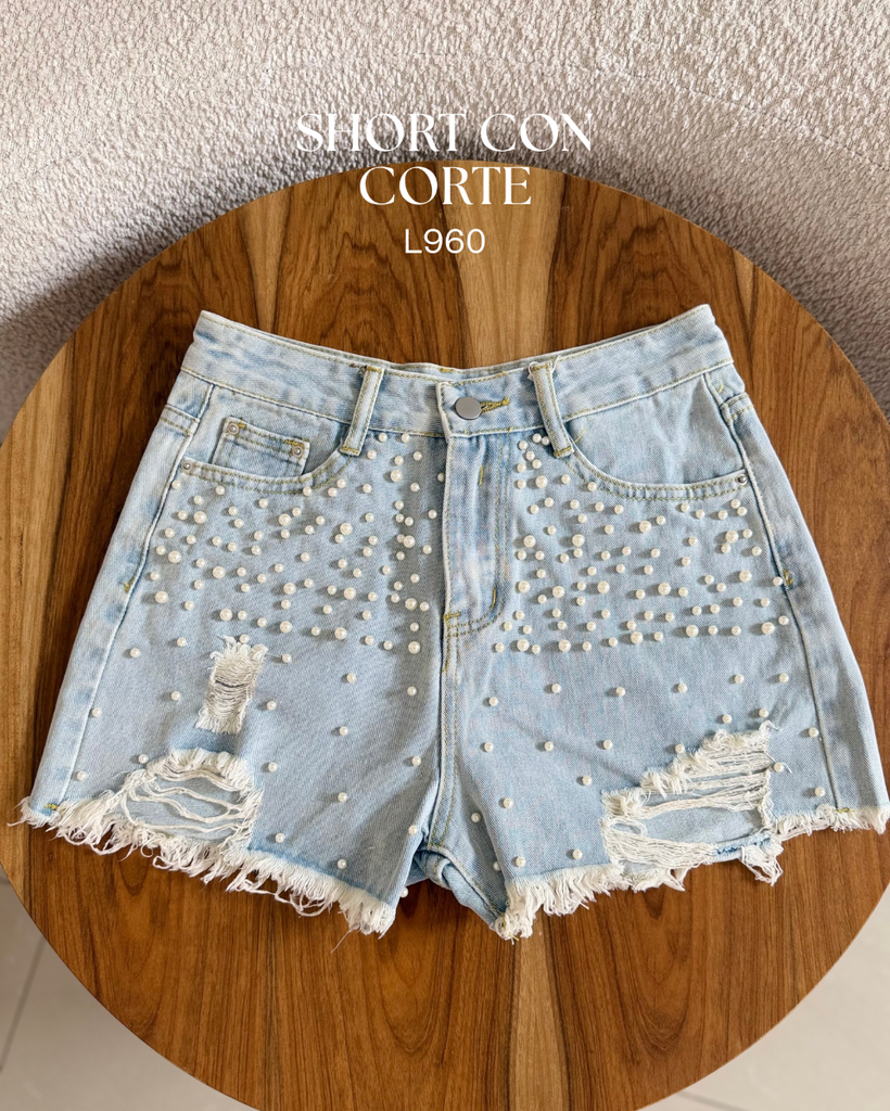 [B974.01] Short con corte L960 (S)