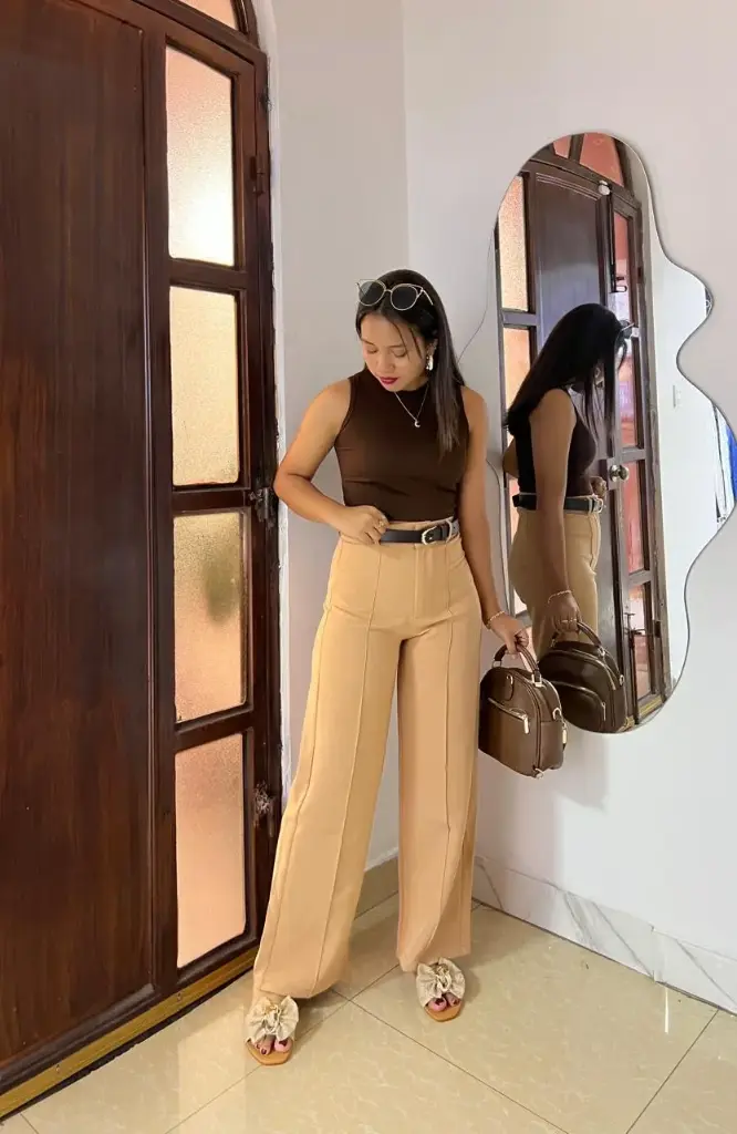 WIDE LEG LINEA CON BOTON