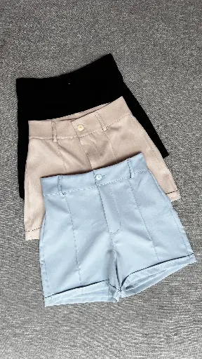 Short con Linea y Botón